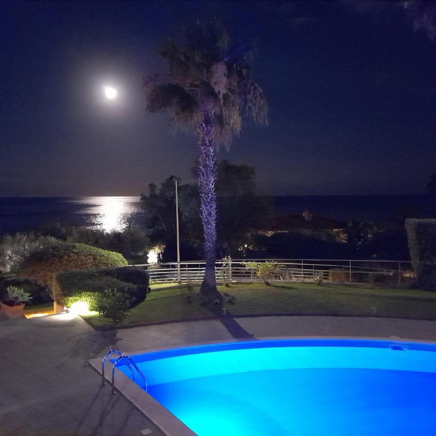 Lube Beach Home Letoianni Exterior foto